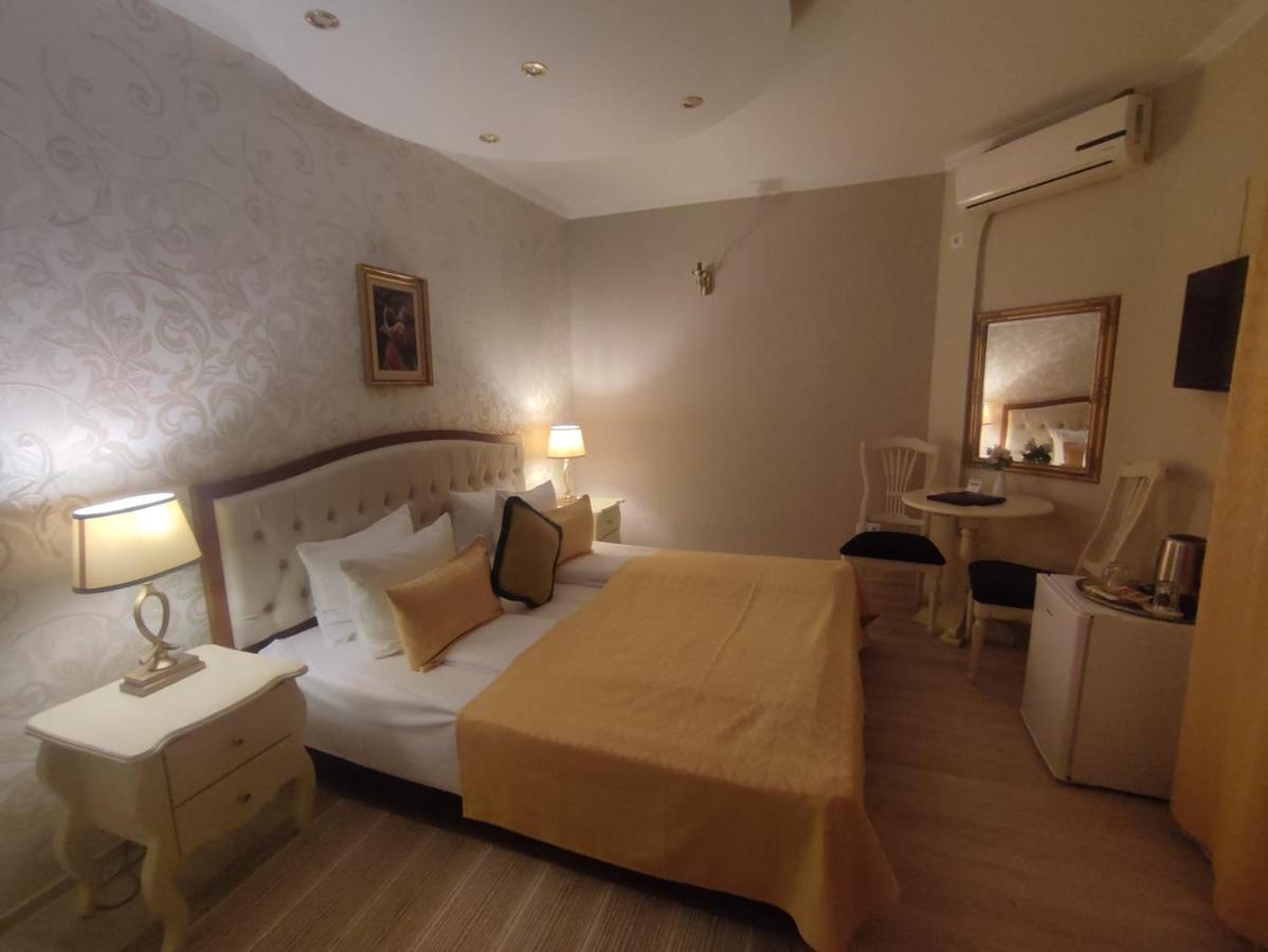 Hotel Casa Alina à Deva Extérieur photo